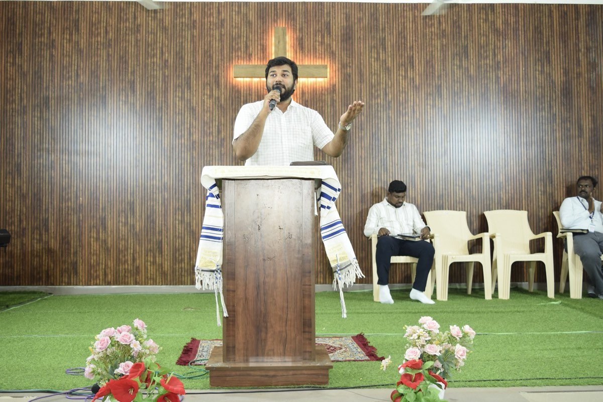 Parousian Ministry gathering photo 30